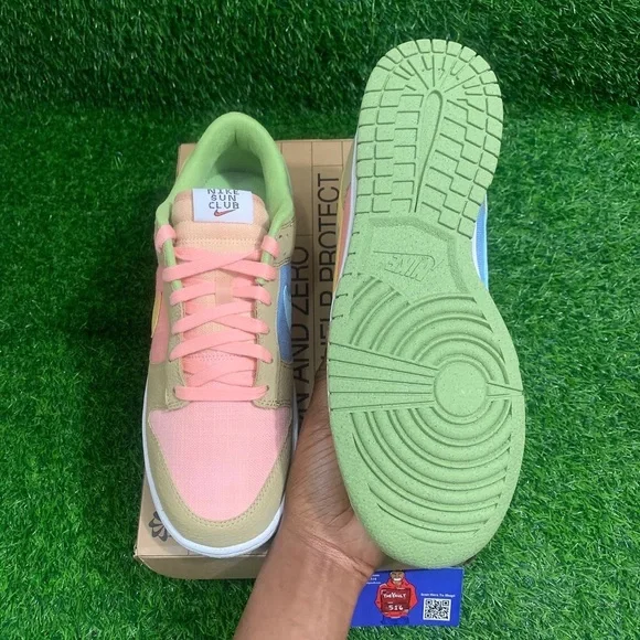 2022 Nike Dunk Low SE “Sun Club” - Picture 5 of 17